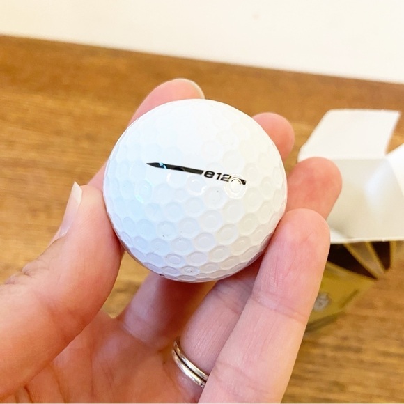 NWTs Bridgestone | Monster Energy Logo e12 Contact Set of 3 Golfballs - Picture 7 of 10